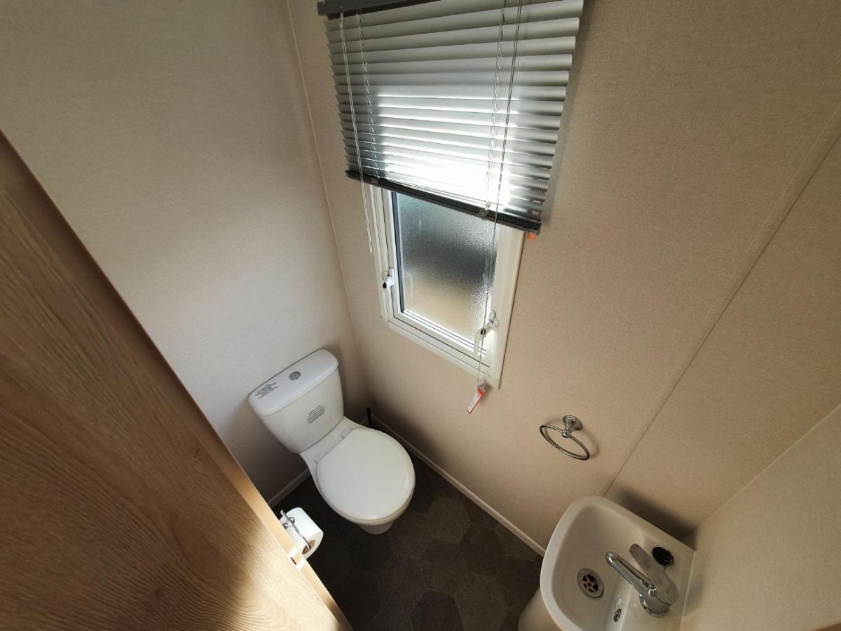 Escape City Caravan Lytchett Minster Kültér fotó