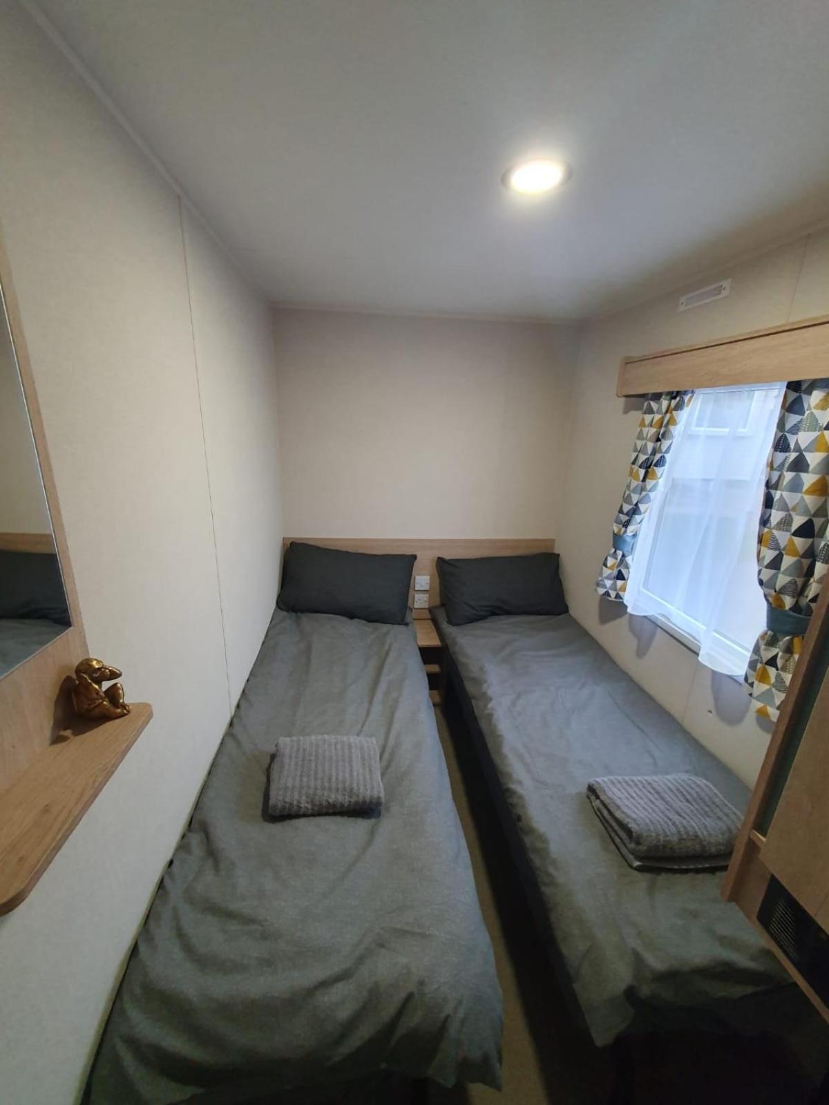 Escape City Caravan Lytchett Minster Kültér fotó