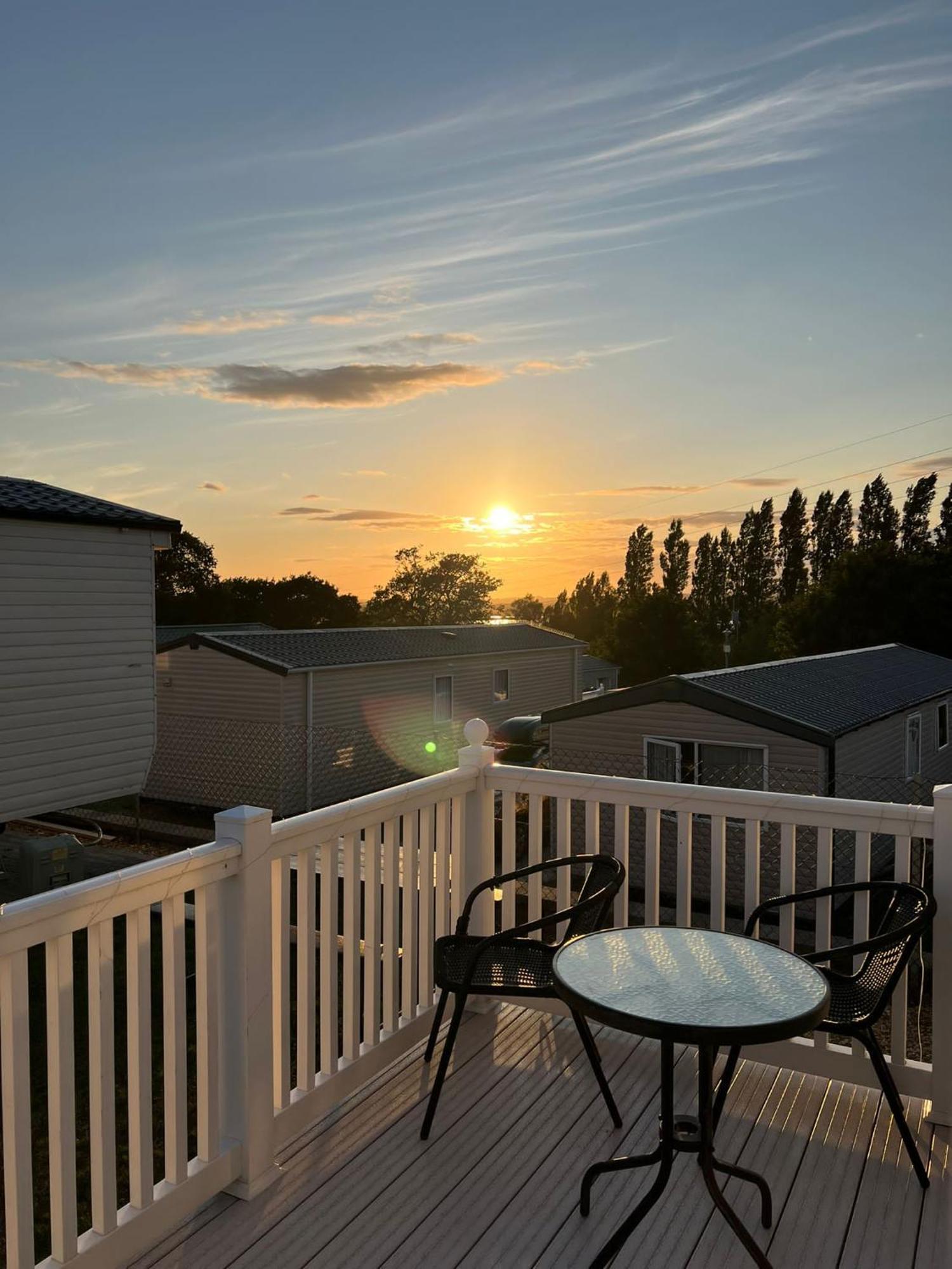Escape City Caravan Lytchett Minster Kültér fotó
